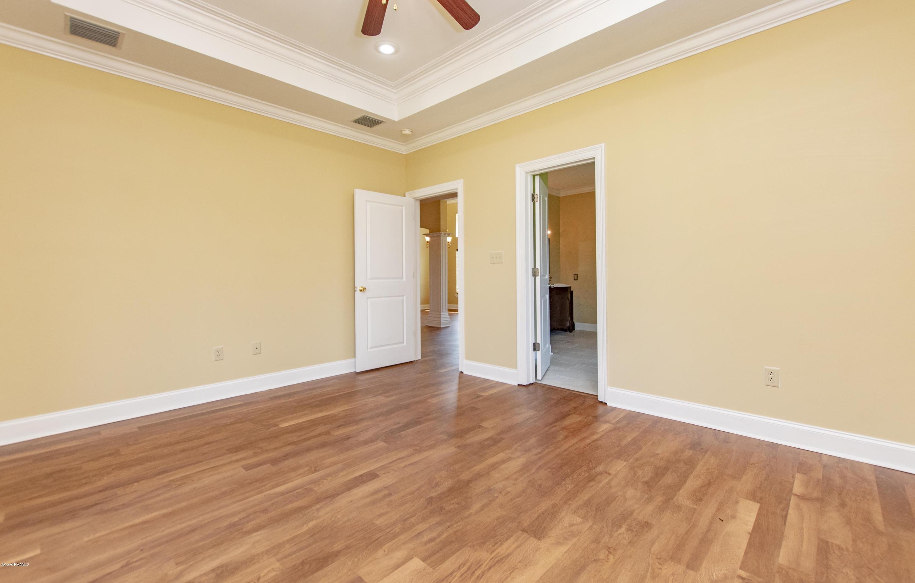 2019 Vida Shaw Road New Iberia, LA 70563 - Photo 45 of 47 Gallery Image 45