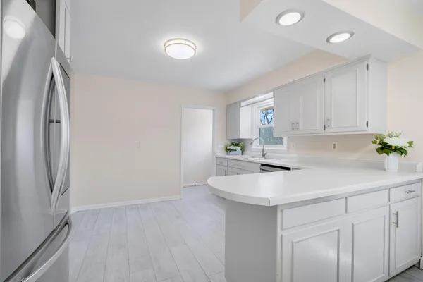 $320,000 | 4570 North 101st Street, Wauwatosa, WI 53225