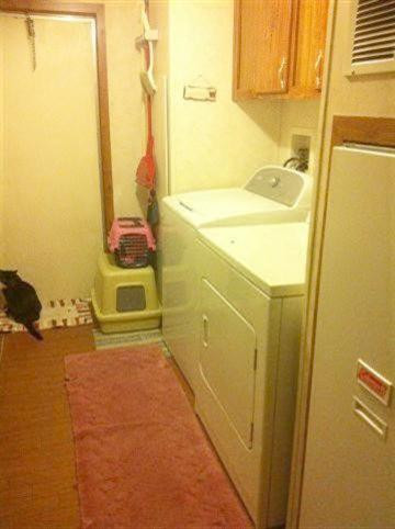 618 Pine Ridge Road Winchester, KY 40391 - Photo 22 of 33 Laundry.
