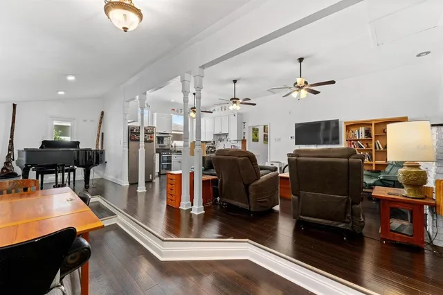 $775,000 | 2027 16th Street North, St. Petersburg, FL 33704