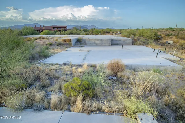 $595,000 | 36264 Sun Rock Drive, Unit 7, Carefree, AZ 85377