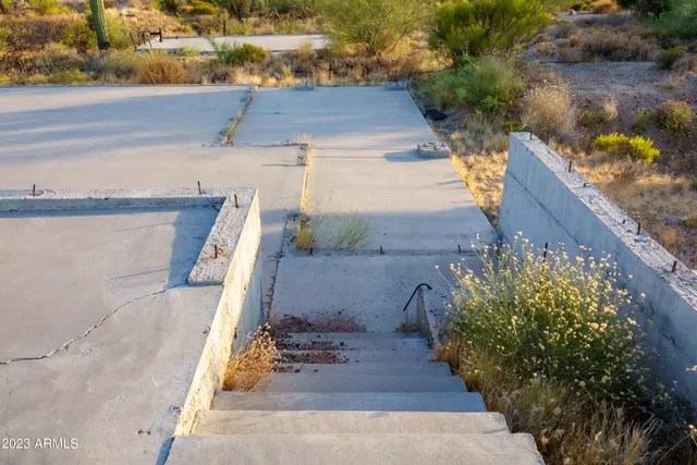 $595,000 | 36264 Sun Rock Drive, Unit 7, Carefree, AZ 85377