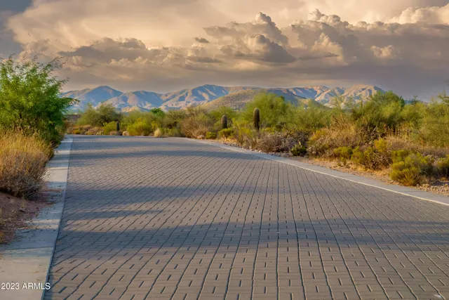 $595,000 | 36264 Sun Rock Drive, Unit 7, Carefree, AZ 85377