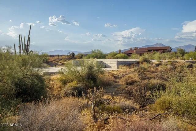 $595,000 | 36264 Sun Rock Drive, Unit 7, Carefree, AZ 85377