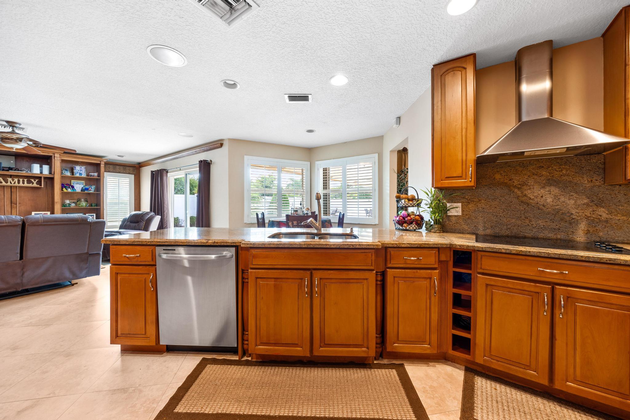 22071 Martella Avenue Boca Raton, FL 33433 - Photo 14 of 34 7K3A2925