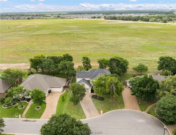 $575,000 | 9413 Whitney Lane, College Station, TX 77845