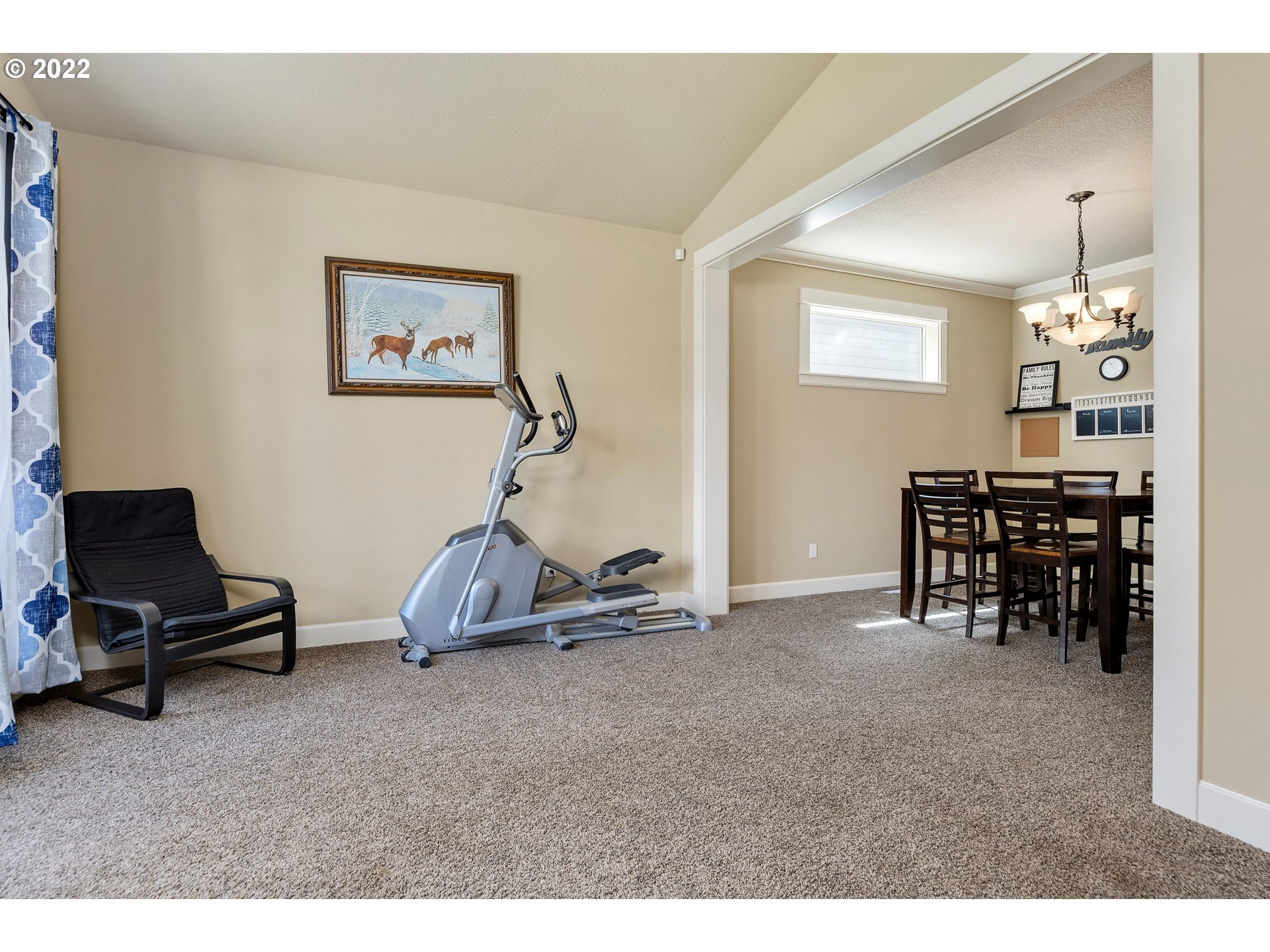 19148 Rose Road Oregon City, OR 97045 - Photo 4 of 32 Gallery Image 4