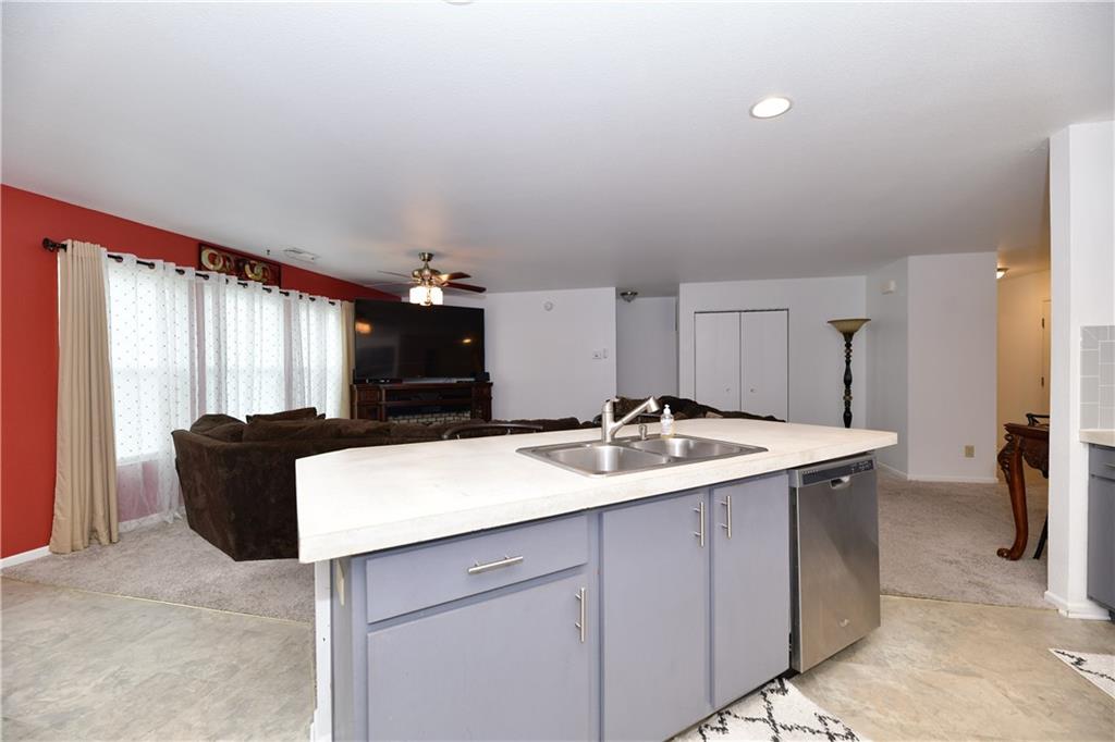 933 Colonial Way Franklin, IN 46131 - Photo 11 of 35 Gallery Image 11