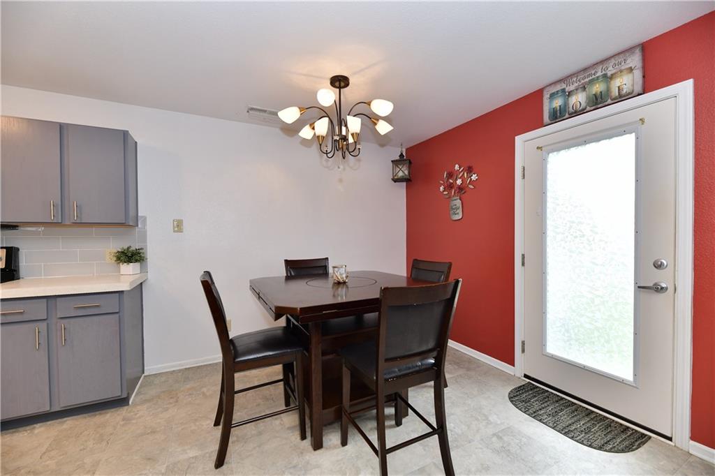 933 Colonial Way Franklin, IN 46131 - Photo 13 of 35 Gallery Image 13