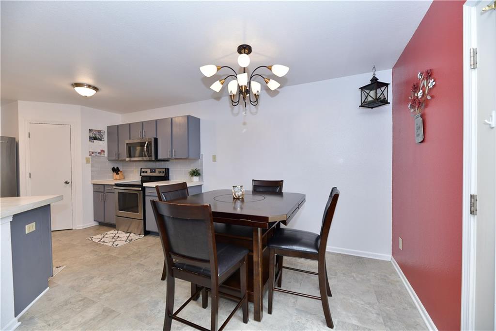 933 Colonial Way Franklin, IN 46131 - Photo 14 of 35 Gallery Image 14