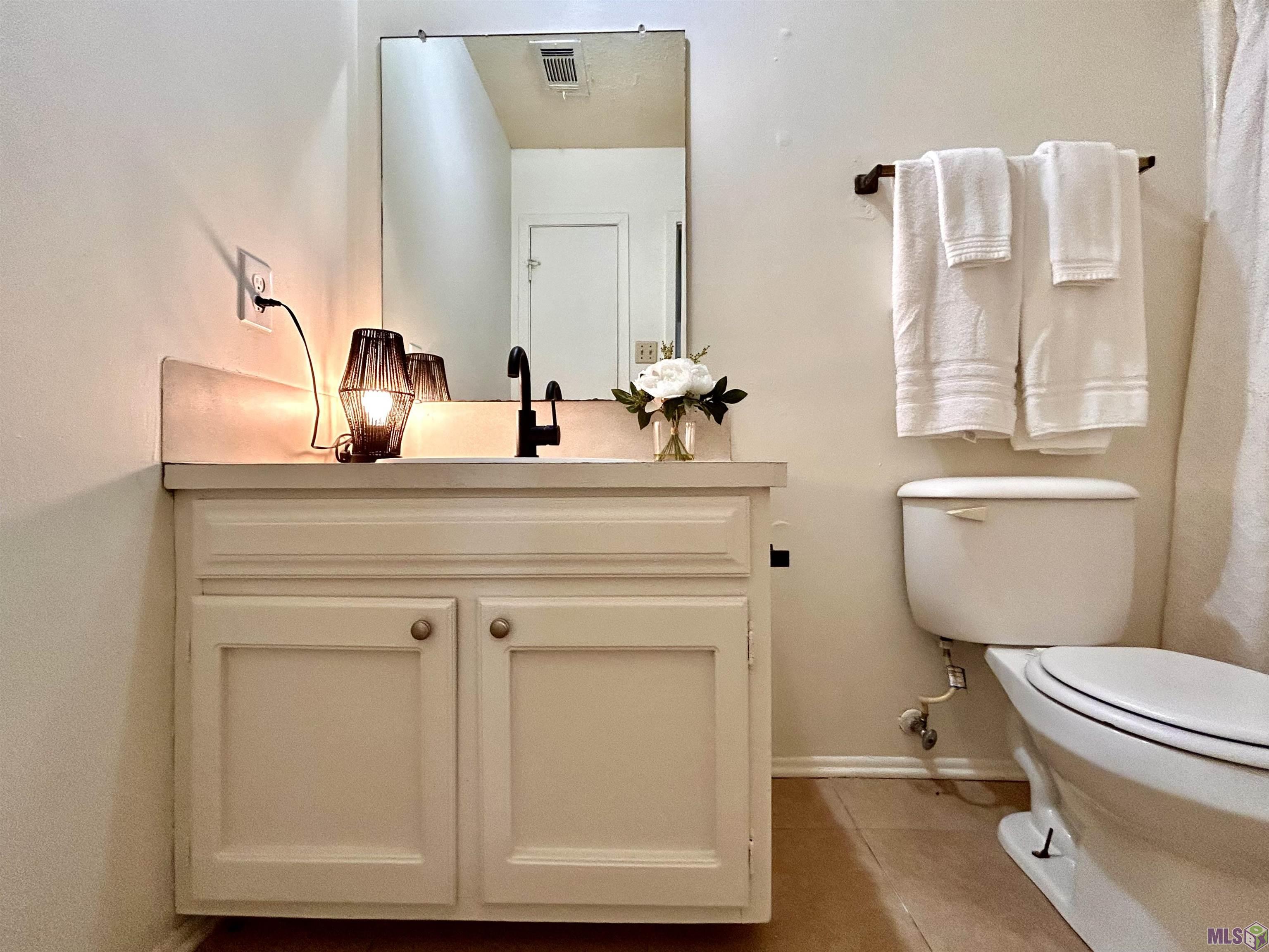 4342 Rue De Belle Maison, Unit 8 Baton Rouge, LA 70809 - Photo 9 of 36 Downstairs Half Bath