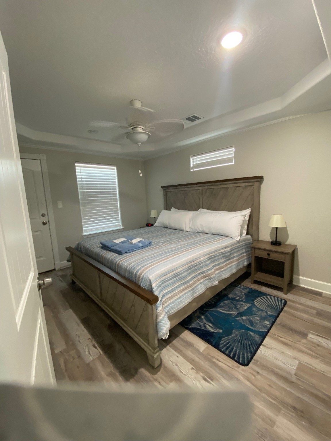 106 Pompano Lane Surfside Beach, TX 77541 - Photo 17 of 39 King Size Bed in Bedroom 1