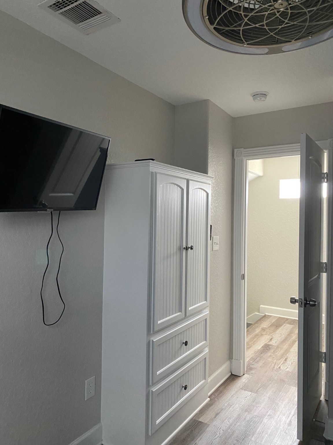 106 Pompano Lane Surfside Beach, TX 77541 - Photo 22 of 39 Built-in Chiffarobe & TV in Bedroom 2