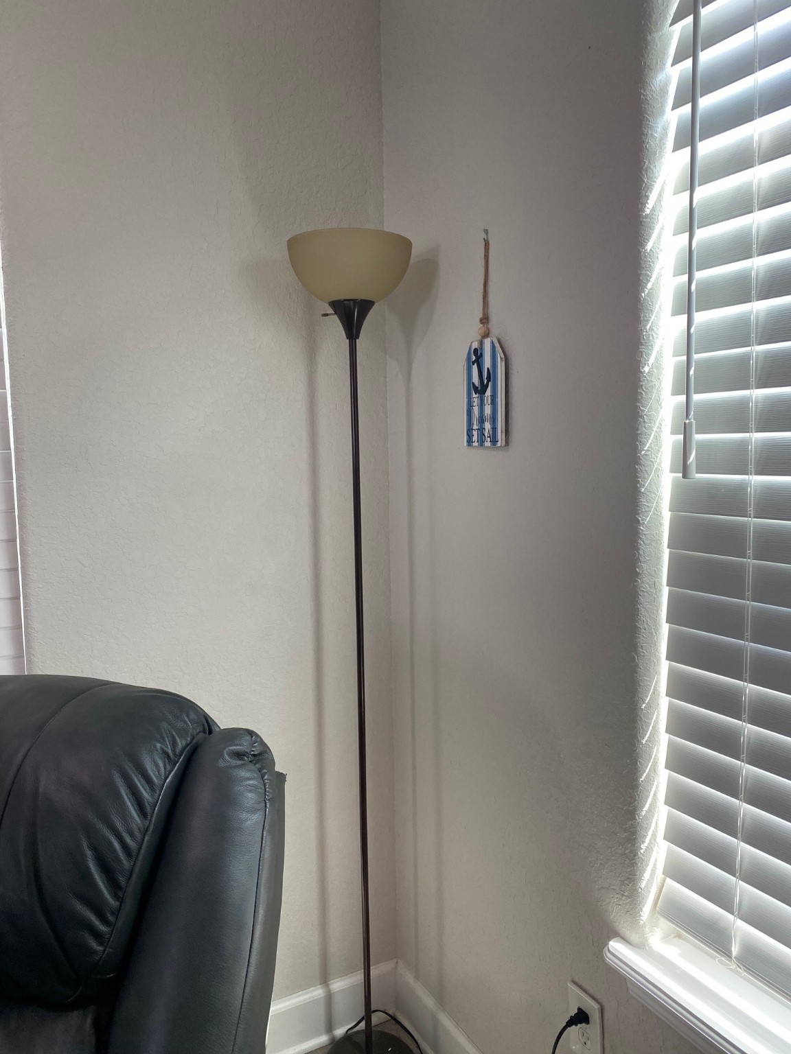 106 Pompano Lane Surfside Beach, TX 77541 - Photo 6 of 39 Pole Lamp in Living Area