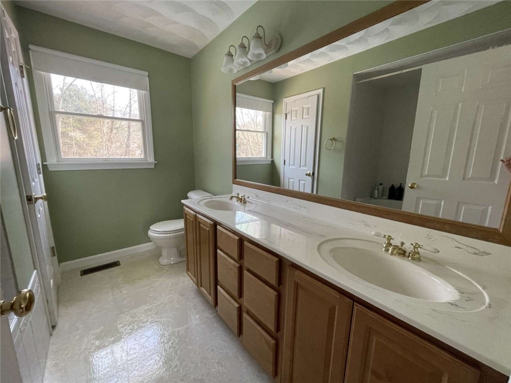 11 Briar Patch Drive Westerly, RI 02891 - Photo 13 of 20