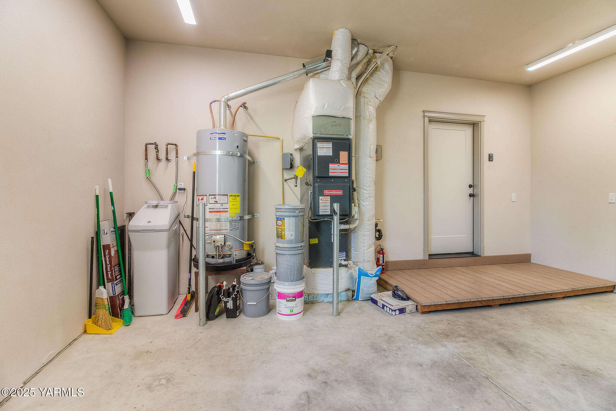 221 4th Avenue Zillah, WA 98953 - Photo 28 of 32 a view of gym