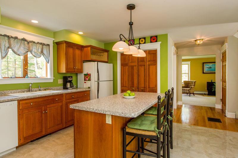 131 Coombs Road Brunswick, ME 04011 - Photo 6 of 35 Kitchen w/island - Formica countertops