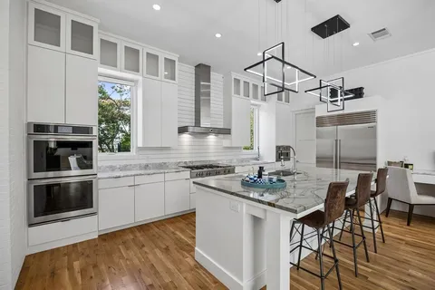 $2,200,000 | 11123 West Ricks Circle, Dallas, TX 75230