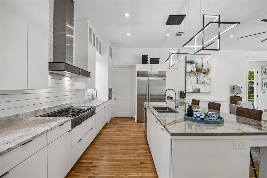 11123 West Ricks Circle Dallas, TX 75230 - Photo 10 of 30