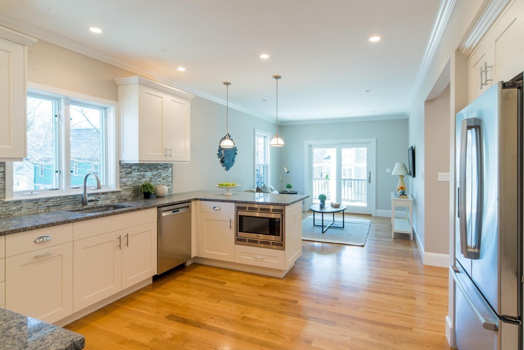 24 Ricker Road, Unit 2 Newton, MA 02458 - Photo 8 of 20 Gallery Image 8