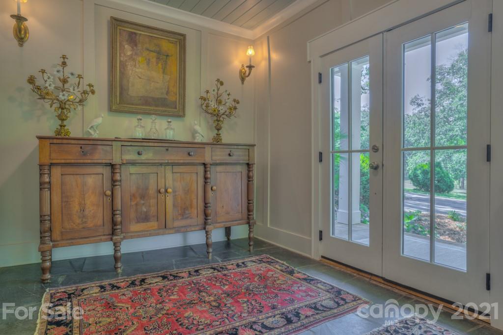 202 Blockhouse Road Landrum, SC 29356 - Photo 3 of 45 a living room with a rug