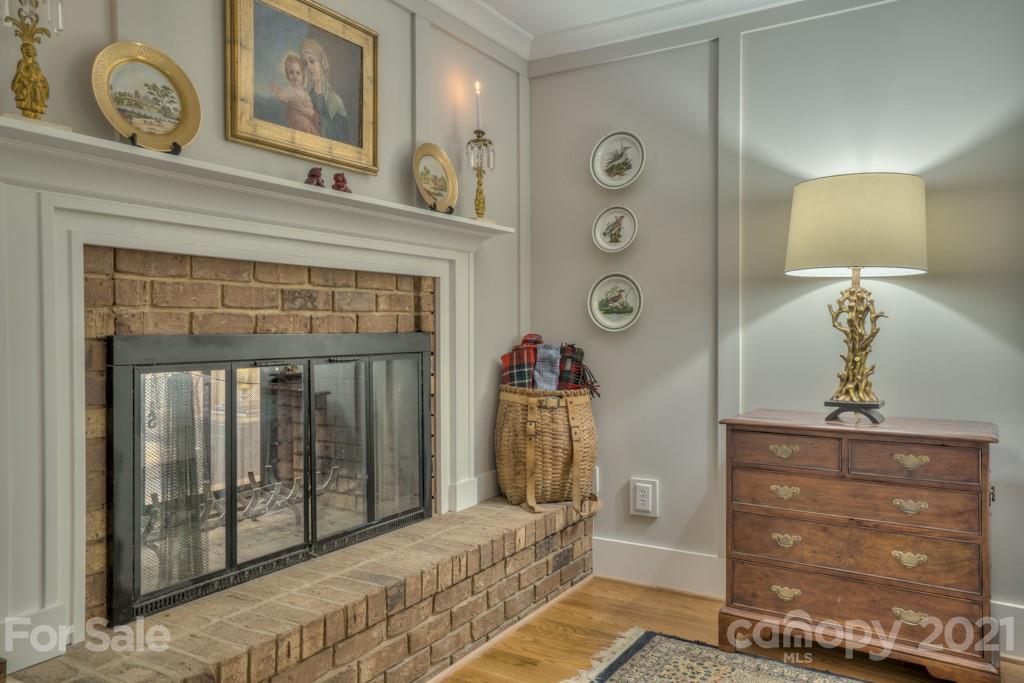 202 Blockhouse Road Landrum, SC 29356 - Photo 33 of 45 a view of a hallway with entryway