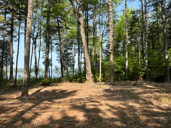 $274,900 | 5 Taylor Woods Road, Ellsworth, ME 04605