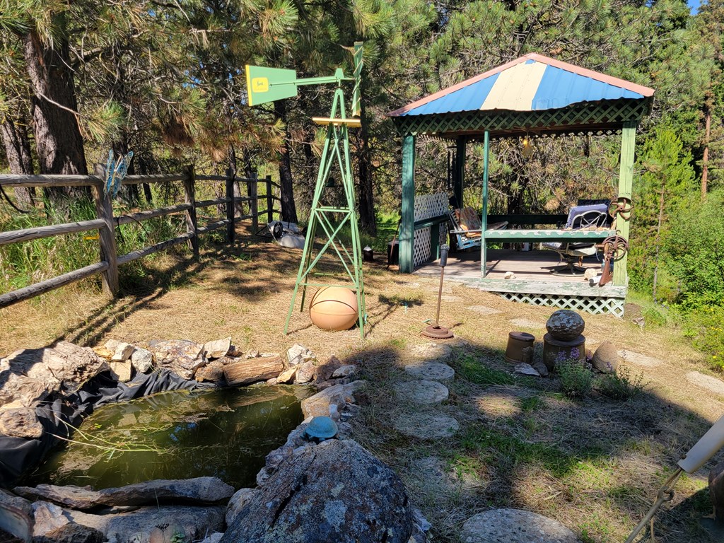 10525 Skunk Creek Road Cascade, ID 83611 - Photo 37 of 41 Gazebo