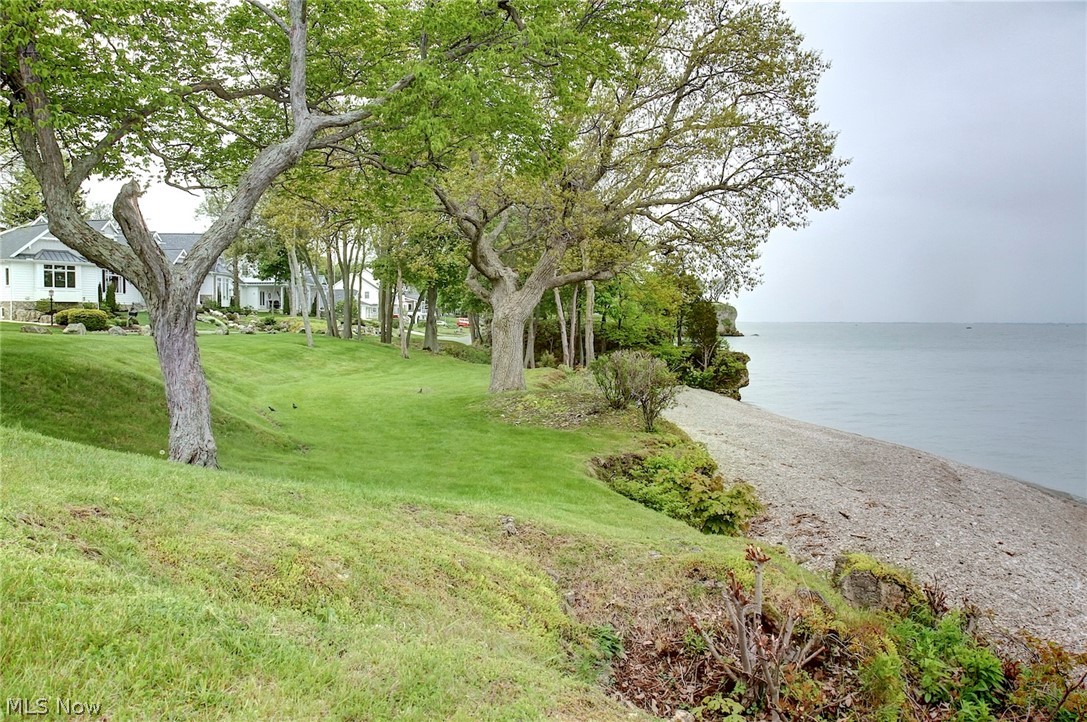 4464 East Cliff Road Port Clinton, OH 43452 - Photo 29 of 35 Gallery Image 29
