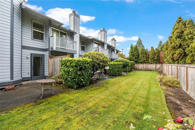 $3,450 | 10007 Northeast 12th Street, Unit 108, Bellevue, WA 98004