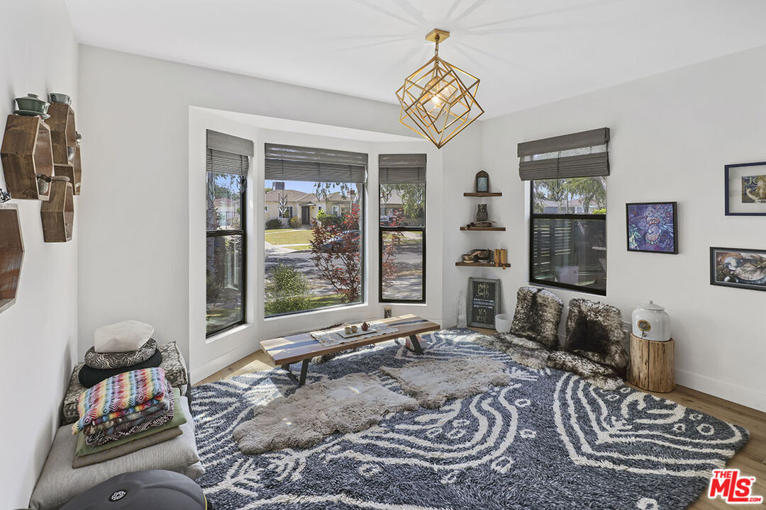 3630 Virginia Road Los Angeles, CA 90016 - Photo 11 of 28 Gallery Image 11