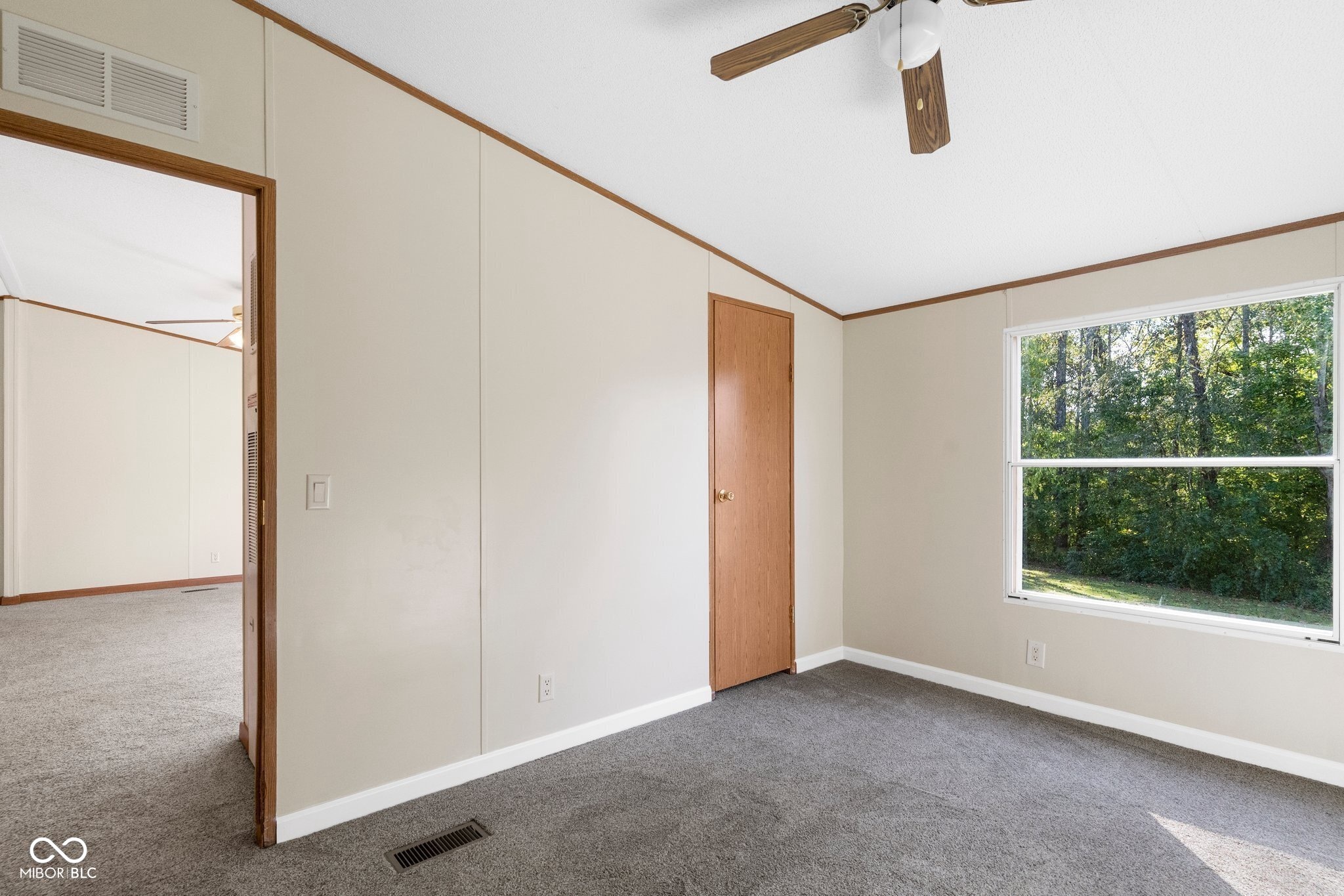 2783 West County Road 850 South Commiskey, IN 47227 - Photo 12 of 31