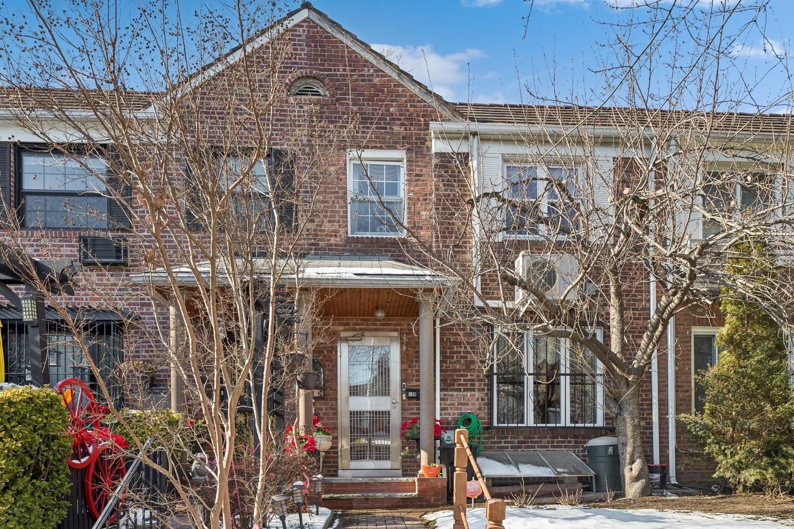 139-23 Pershing Crescent Queens, NY 11435 - Photo 1 of 1 View of property