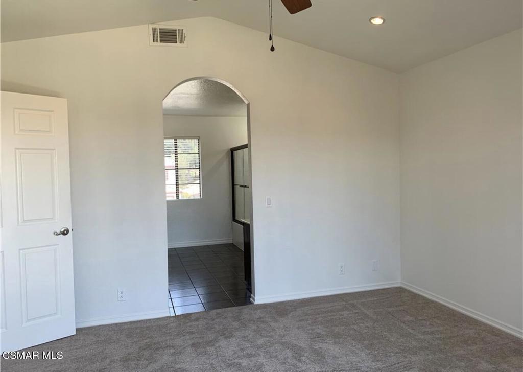 852 Congressional Road Simi Valley, CA 93065 - Photo 17 of 25