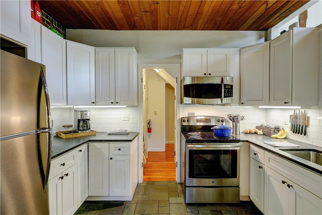 193 Hope Street, Unit 3 Providence, RI 02906 - Photo 12 of 31
