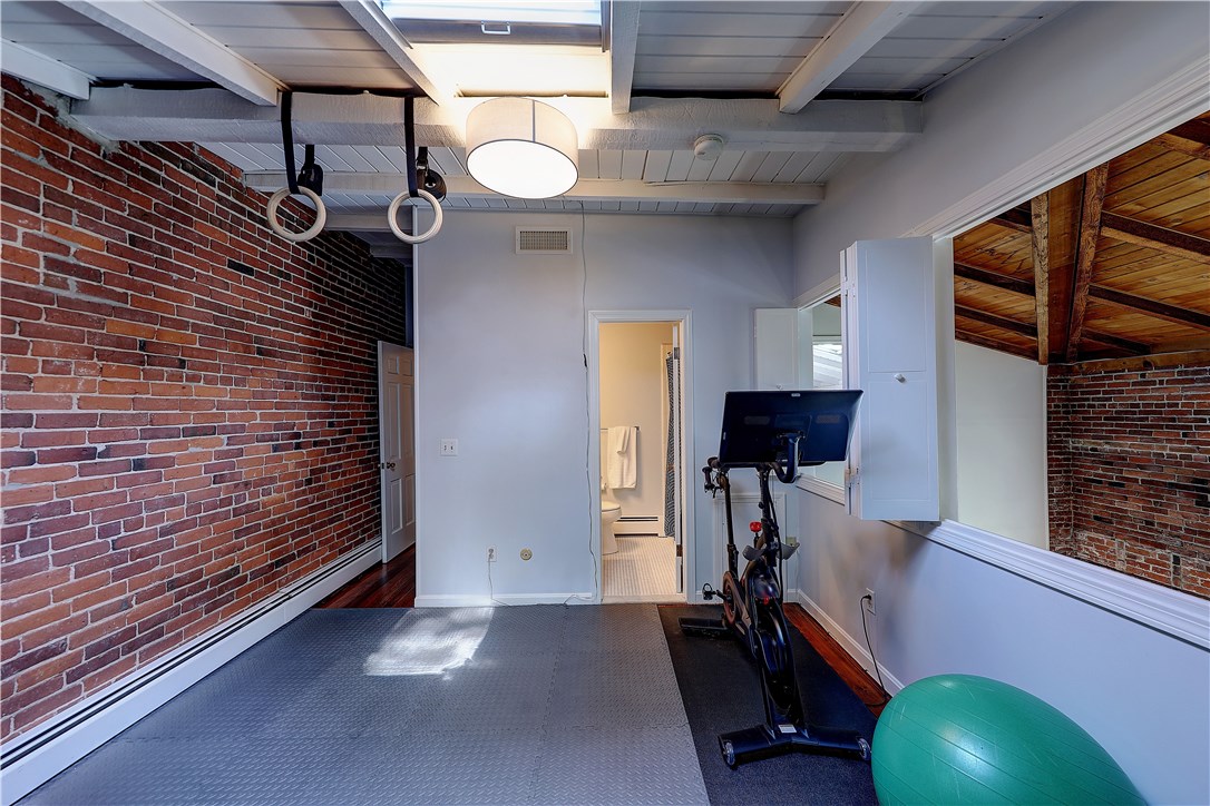 193 Hope Street, Unit 3 Providence, RI 02906 - Photo 25 of 31