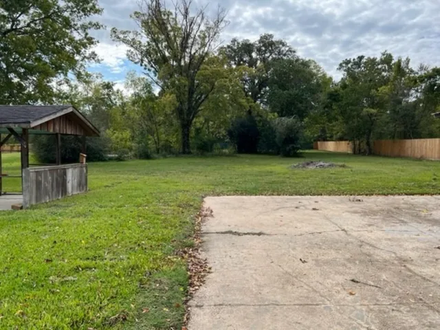$4,500 | 22985 Highway 105 West, Montgomery, TX 77356