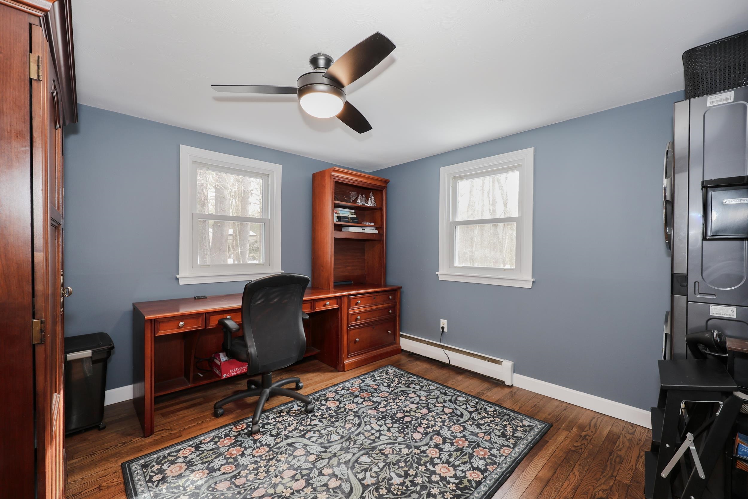 27 Willow Street Pelham, NH 03076 - Photo 15 of 31