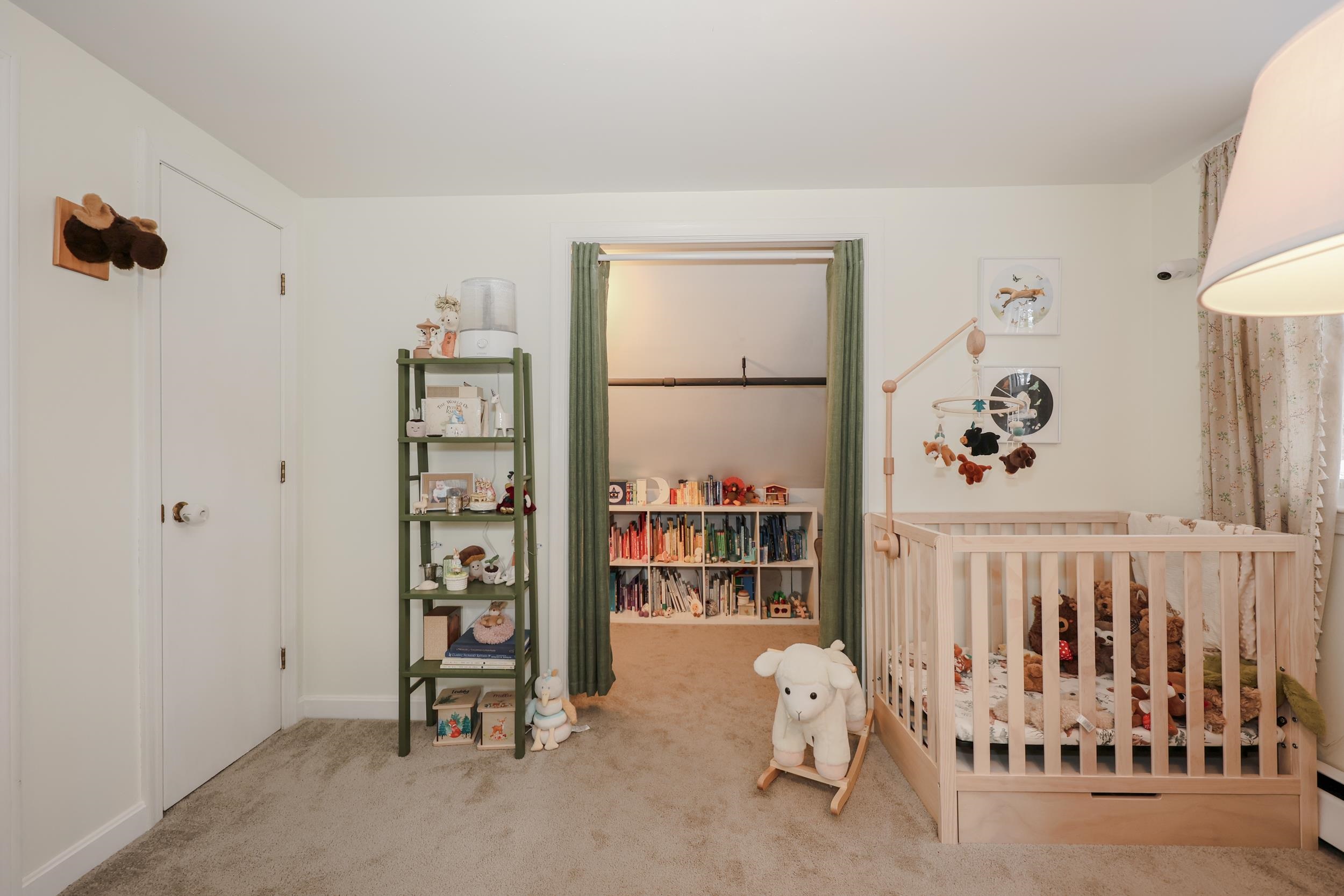 27 Willow Street Pelham, NH 03076 - Photo 24 of 31