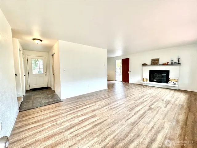 $549,950 | 31219 62nd Ave Court South, Roy, WA 98580