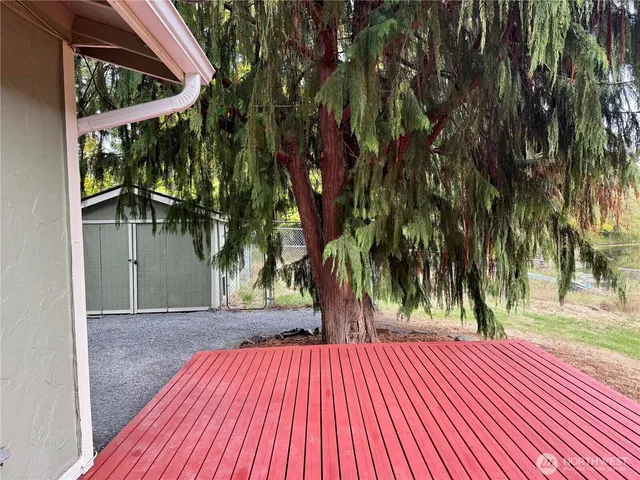 $549,950 | 31219 62nd Ave Court South, Roy, WA 98580