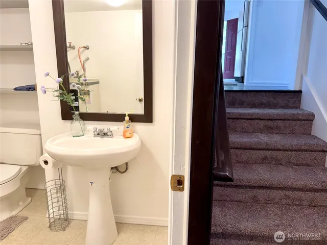 $549,950 | 31219 62nd Ave Court South, Roy, WA 98580