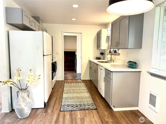 $549,950 | 31219 62nd Ave Court South, Roy, WA 98580