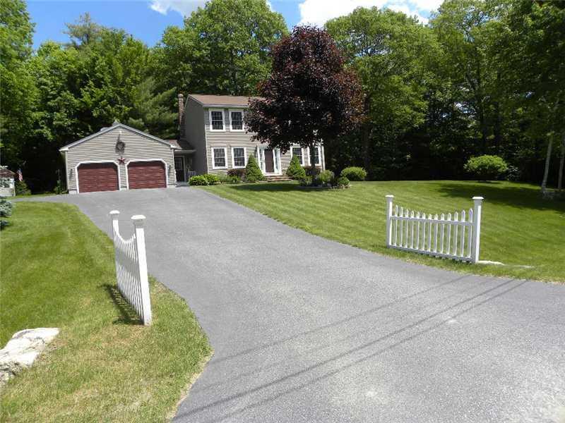 40 Sawyer Road Poland, ME 04274 - Photo 2 of 28 PAVED DRIVEWAY WHITE PICKET FENCES