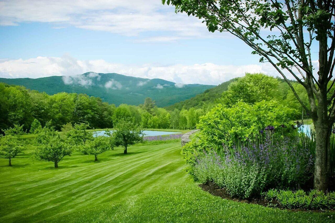 2358 Long Hill Road Woodstock, VT 05091 - Photo 7 of 51