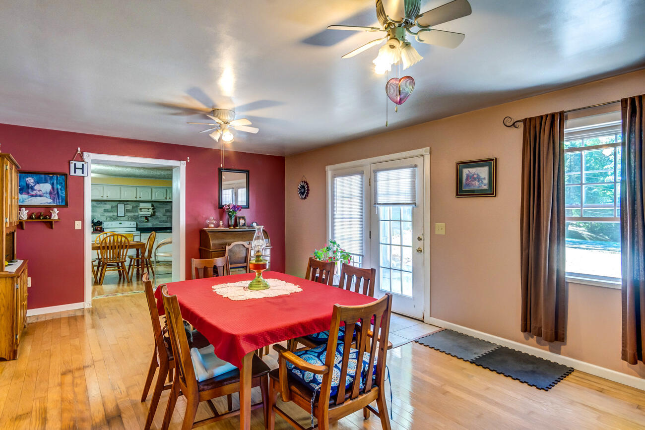 11129 Highway 1036 Road Irvine, KY 40336 - Photo 4 of 45 161