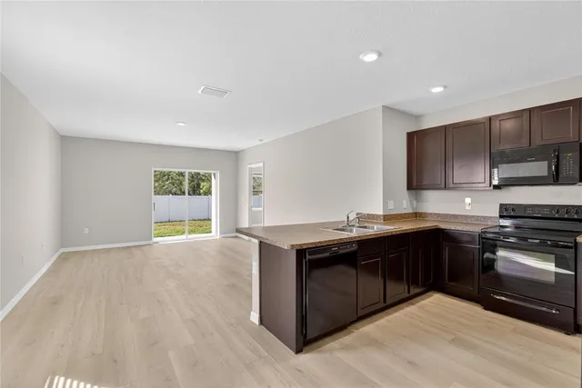 $2,300 | 10019 Merry Fawn Court, Sun City Center, FL 33573