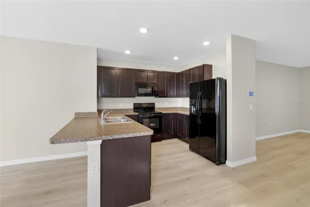 $2,300 | 10019 Merry Fawn Court, Sun City Center, FL 33573