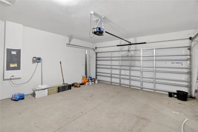 $2,300 | 10019 Merry Fawn Court, Sun City Center, FL 33573