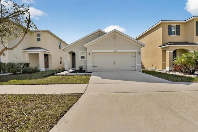 $2,300 | 10019 Merry Fawn Court, Sun City Center, FL 33573